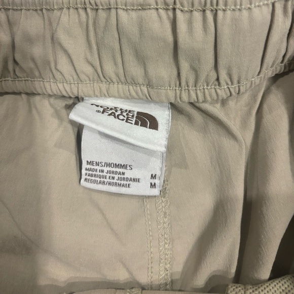 Used The North Face Hiking Shorts size M - Picture 3 of 3